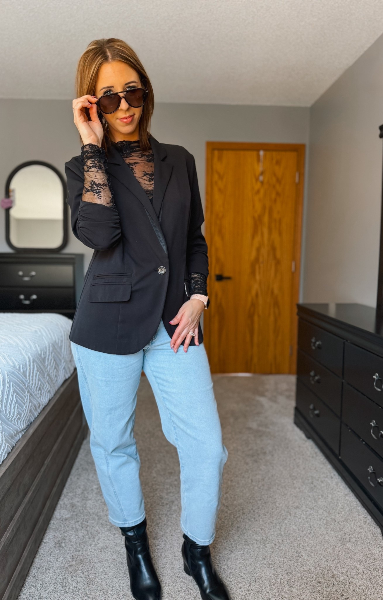 Date night!

#LTKMidsize #LTKmomlife #LTKgrwm