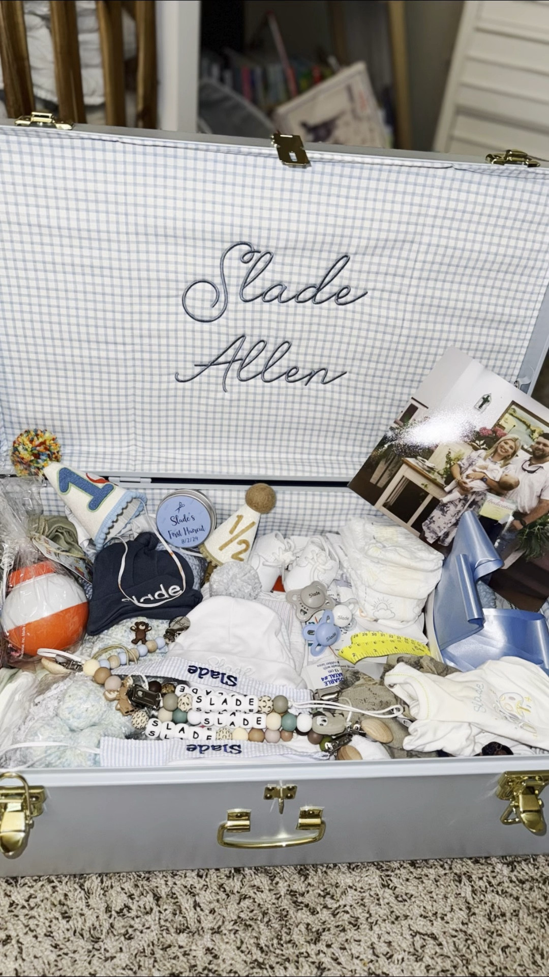 new keepsake chest and I am IN LOVE🩵 you need this!!🗳️💌

#LTKKids #LTKGiftGuide #LTKBaby