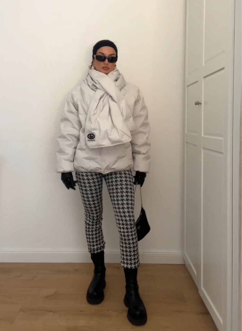 winter fashion for the mountains #winterstyles #winterfashion #winteroutfit