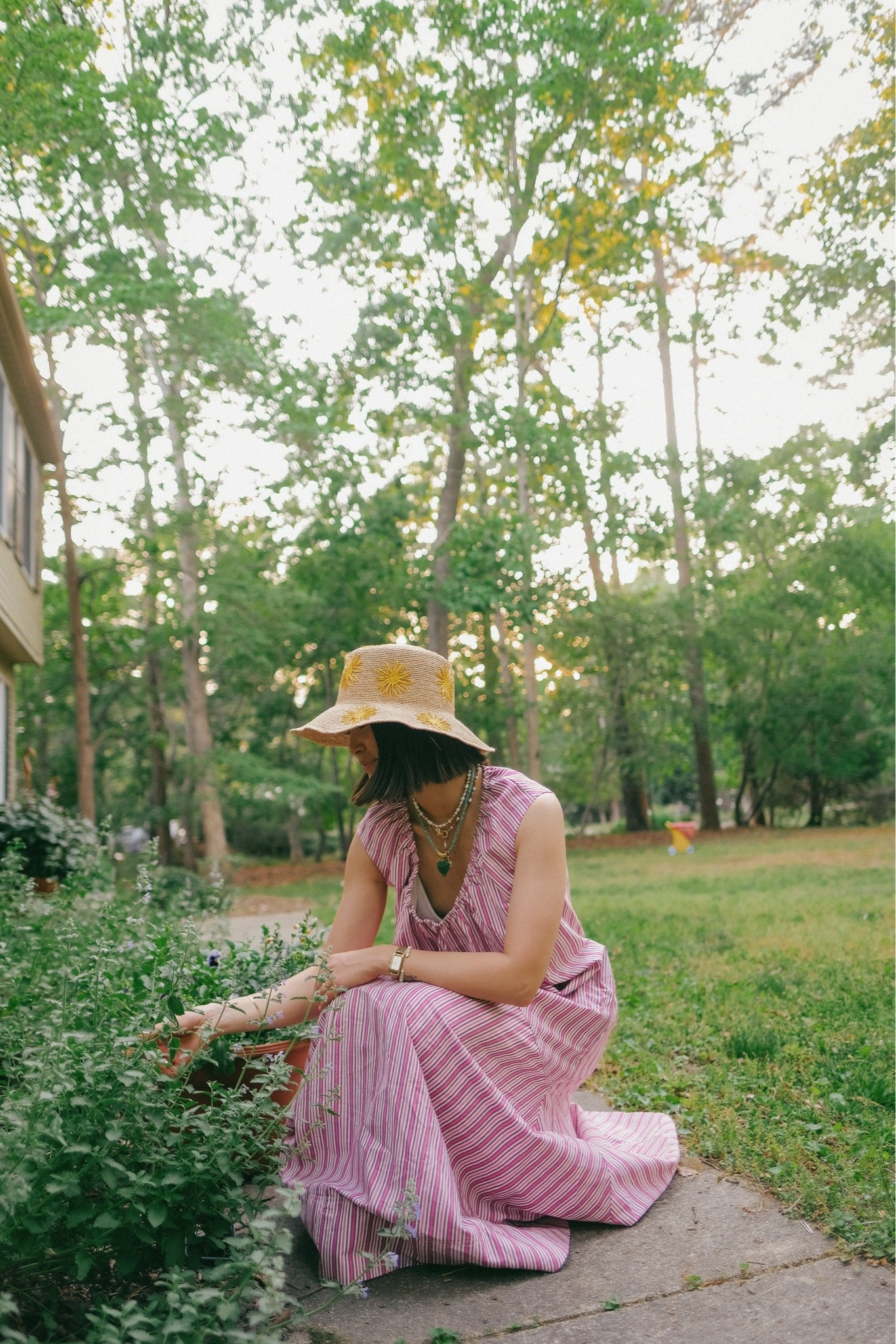 When it’s 90° in may, the sundresses come out

#LTKootd #LTKdayinmylife #LTKmomlife