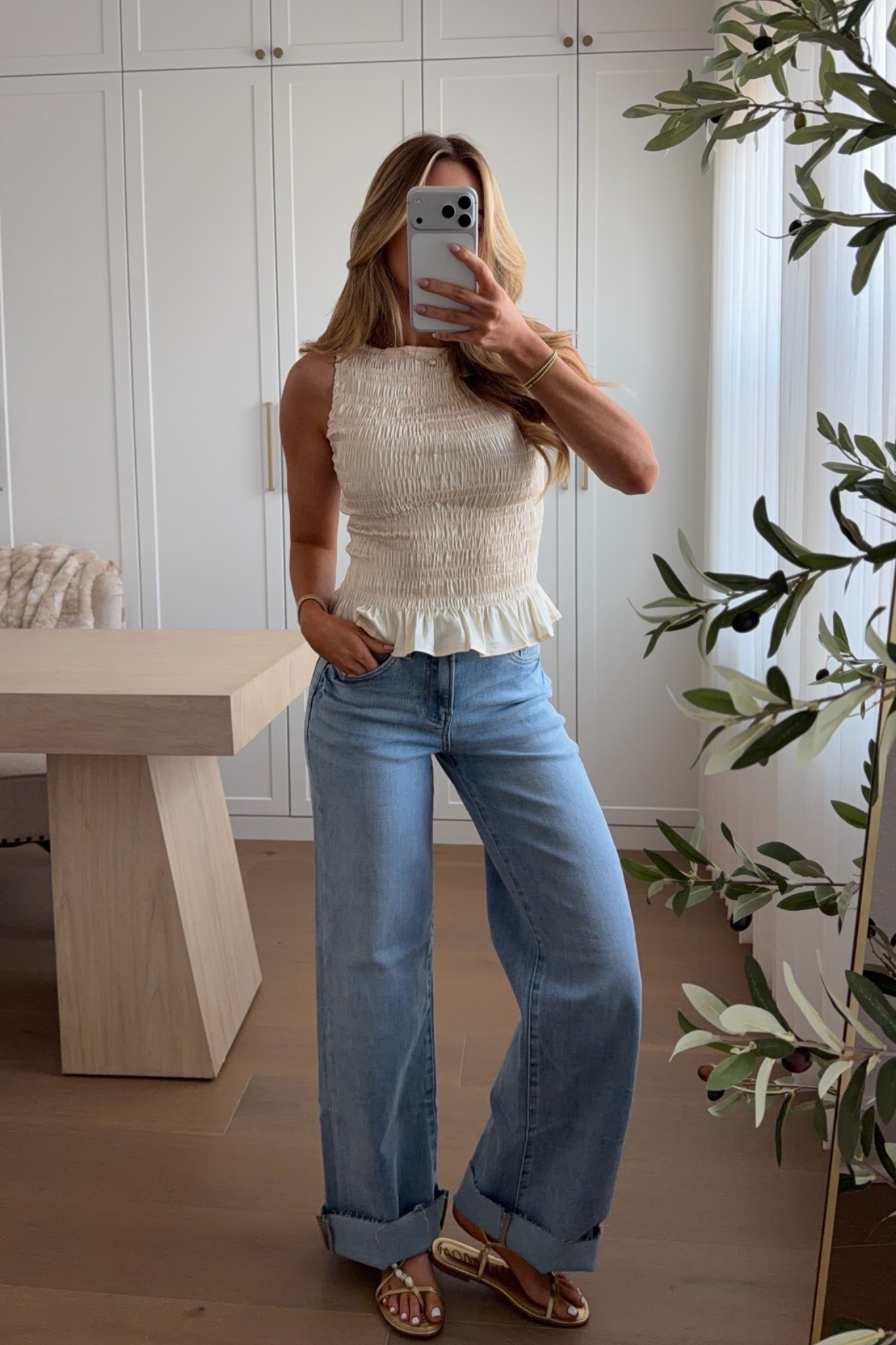 top: small // jeans: 25 (top i ordered white solid, jeans i ordered A-inseam 32”-light blue)

amazon finds, denim, fall outfits, casual outfits, michele jaliene

#LTKootd #LTKPetite