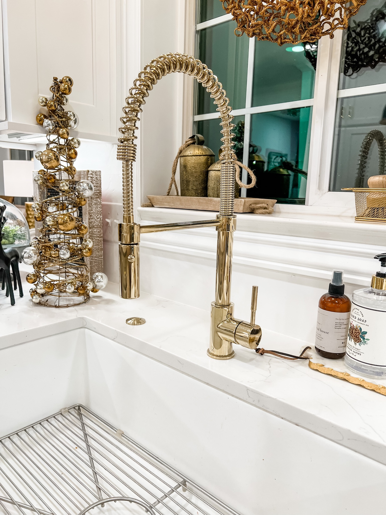 Zline Kitchen Faucet

https://zlinekitchen.com/kitchenfaucets?utm_source=Instagram&utm_medium=Influencer&utm_campaign=amywilson+influencer

#LTKhome #LTKfamily #LTKstyletip