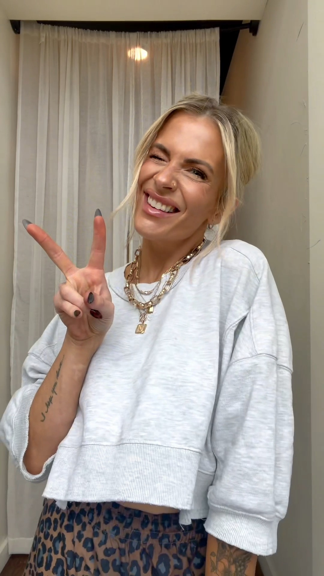 Come along with me as a hairstylist located in Hendersonville, TN. Working 4 days this week, I chose a lot of comfort pieces, obviously.

#LTKdayinmylife #LTKootd #LTKActive
