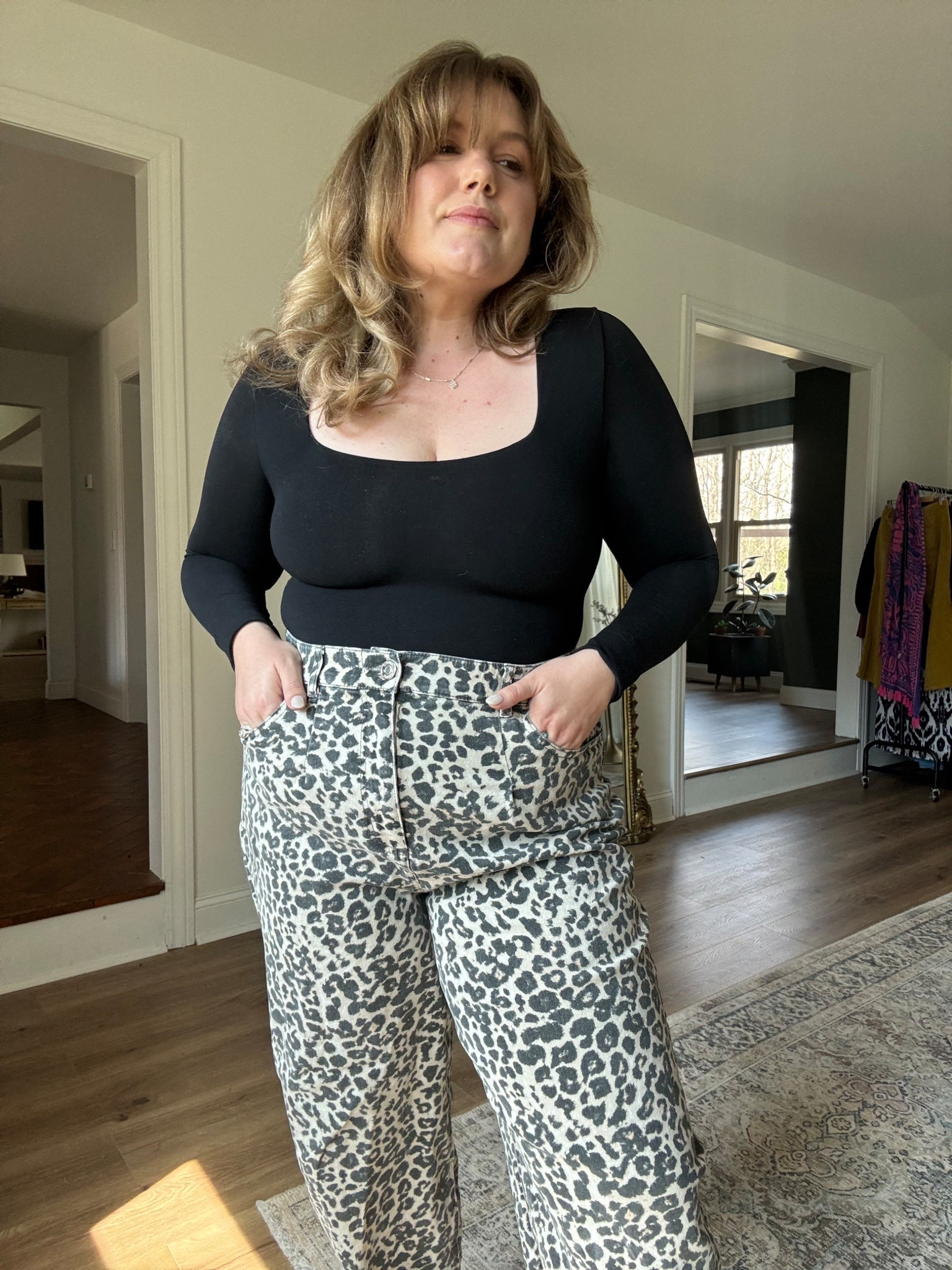 Chic outift idea. Plus size outfit idea. 

Use code ANNEULLA for 35% off pants! 

#LTKStyleTip #LTKPlusSize