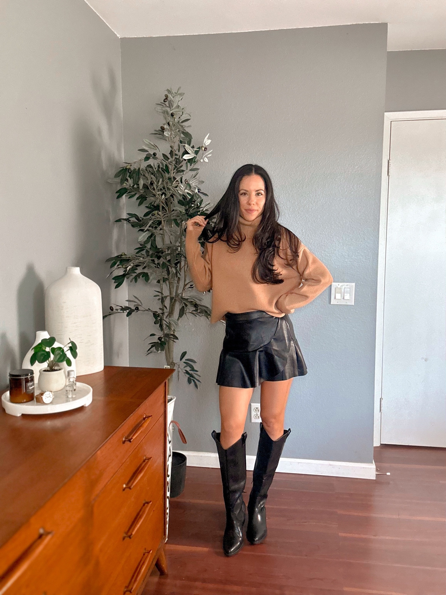 Pair your favorite sweater with this gorgeous turtle neck sweater from #vicidolls 😍 

#LTKstyletip #LTKSeasonal #LTKfindsunder100