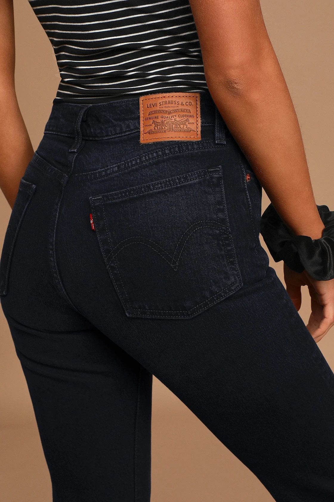 Wedgie Icon Dark Wash Black High-Rise Cropped Jeans | Lulus (US)