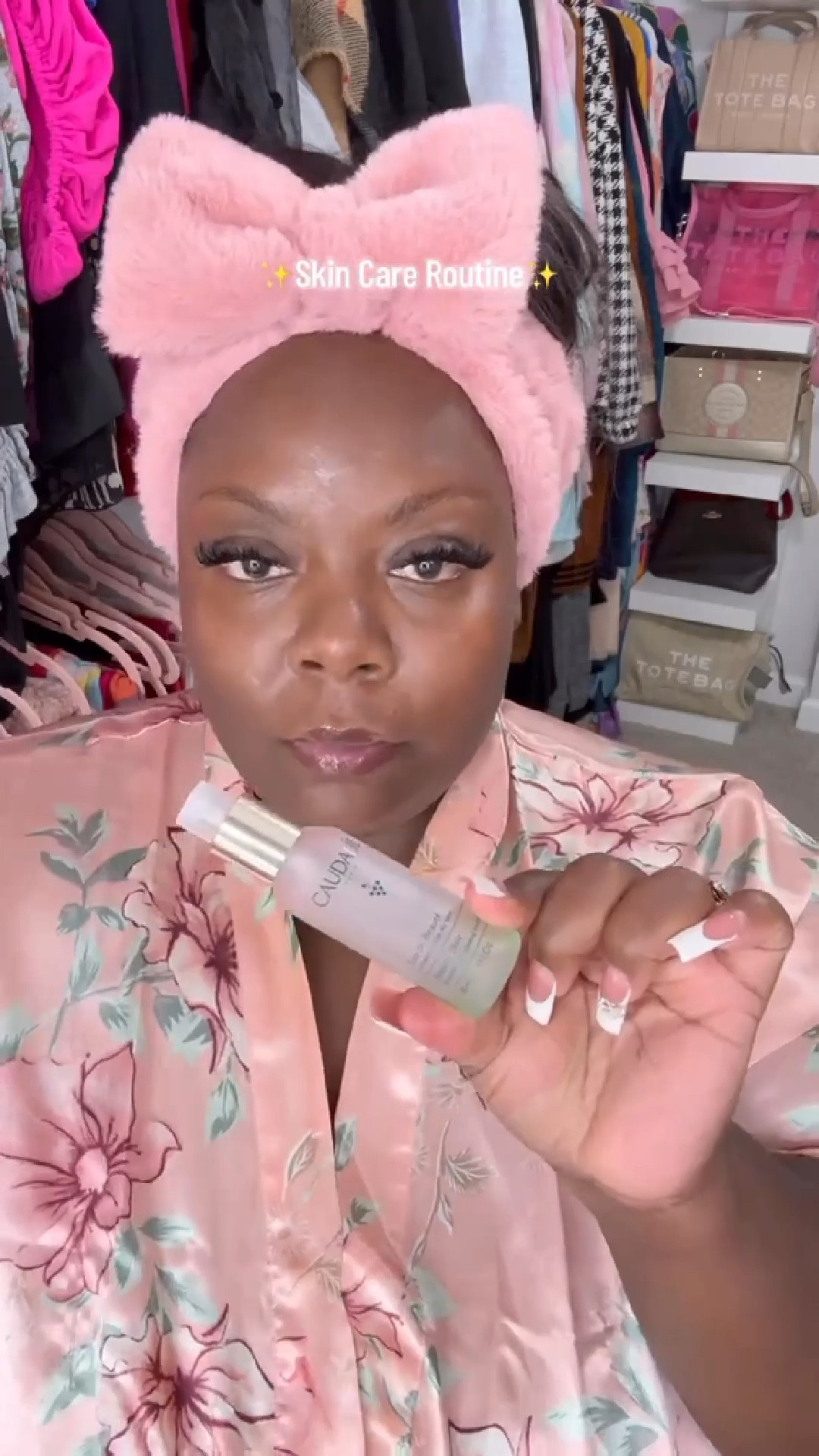 Glowing and growing—my go-to skincare routine for deep hydration and healthy aging on rich, radiant skin. Because skincare should celebrate and support melanin, not work against it.✨🧖🏾‍♀️ 

#MelaninSkincare #HydratedSkin #AntiAgingRoutine #BlackGirlSkincare


#LTKFindsUnder50 #LTKFindsUnder100 #LTKBeauty