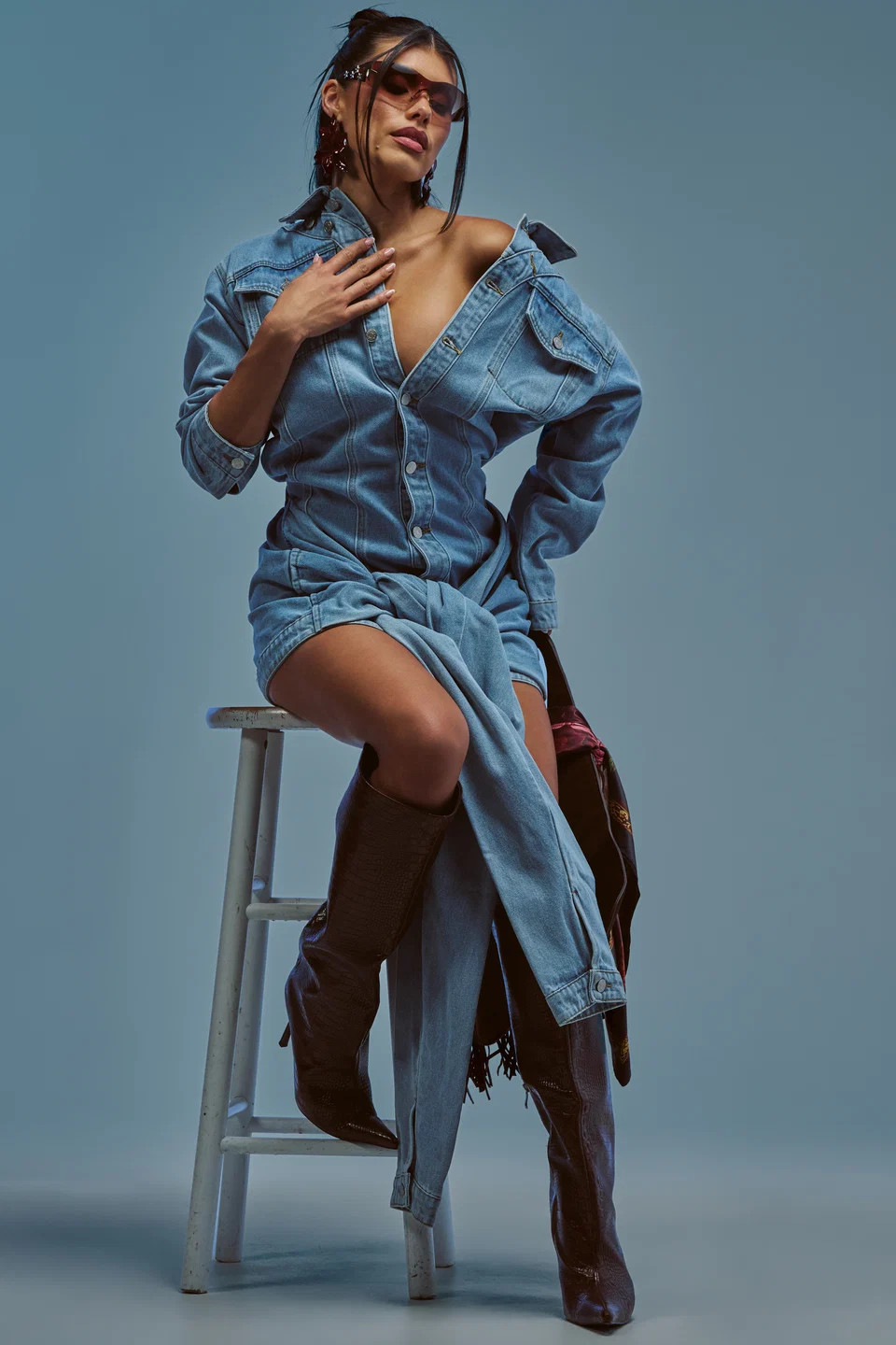 AKIRA Magnetic Energy Denim Mini Dress | Light Blue | Size 1X | AKIRA