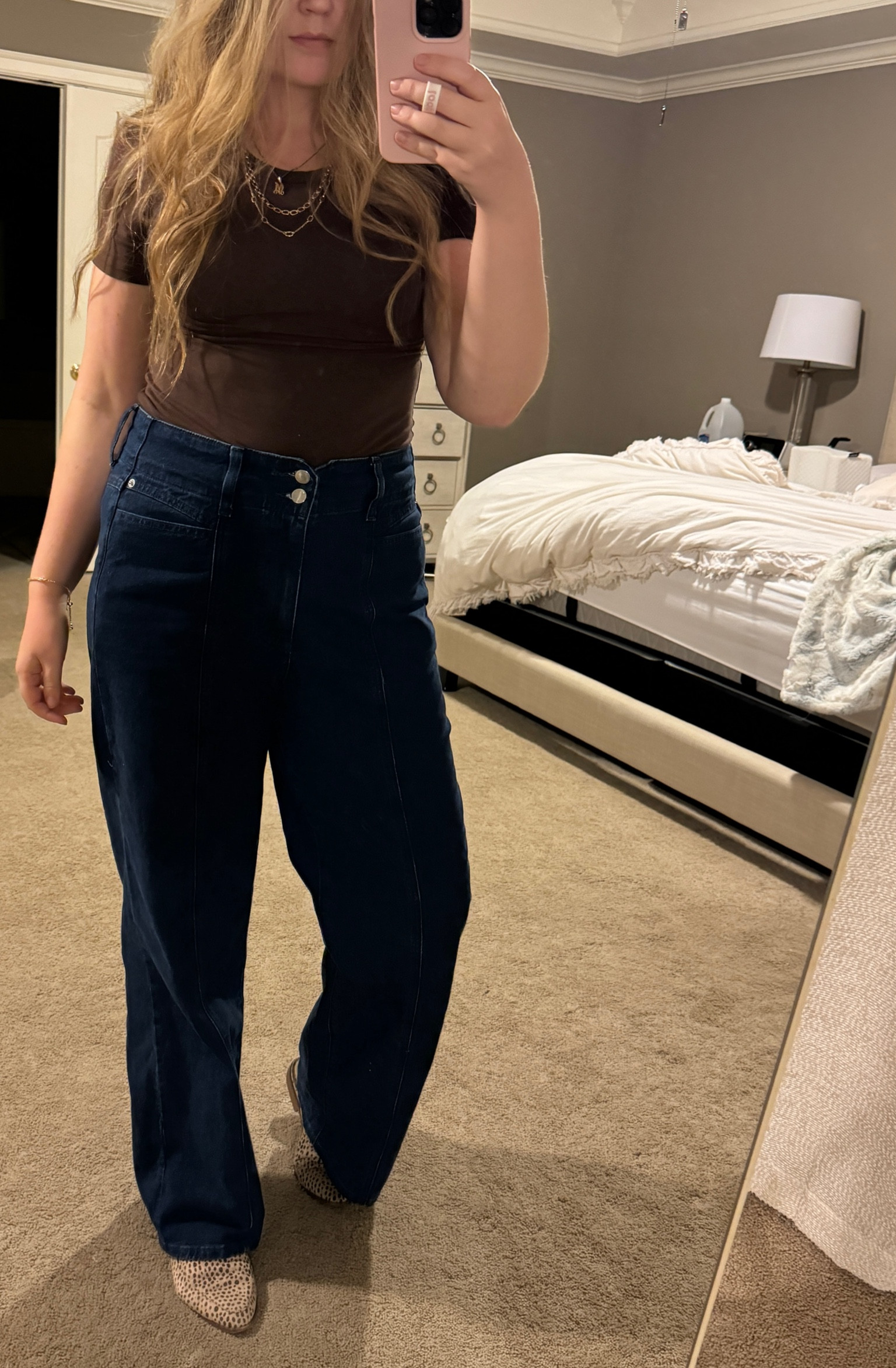 OOTD in my new target jeans. Under $40!

#LTKWorkwear #LTKStyleTip #LTKFindsUnder50