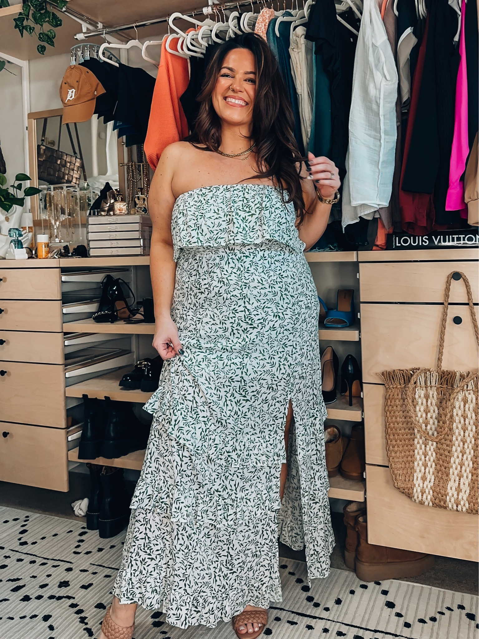 Amazon vacation maxi dress wearing a size large as a size 14 

resort wear dress, vacation dress, wedding guest dress, wearing an xl lots of colors 
Fave Strapless bra tts 38dd 
Smoothing undies xl (code: TARYNTRULYXSPANX )

#LTKcurves #LTKwedding #LTKstyletip