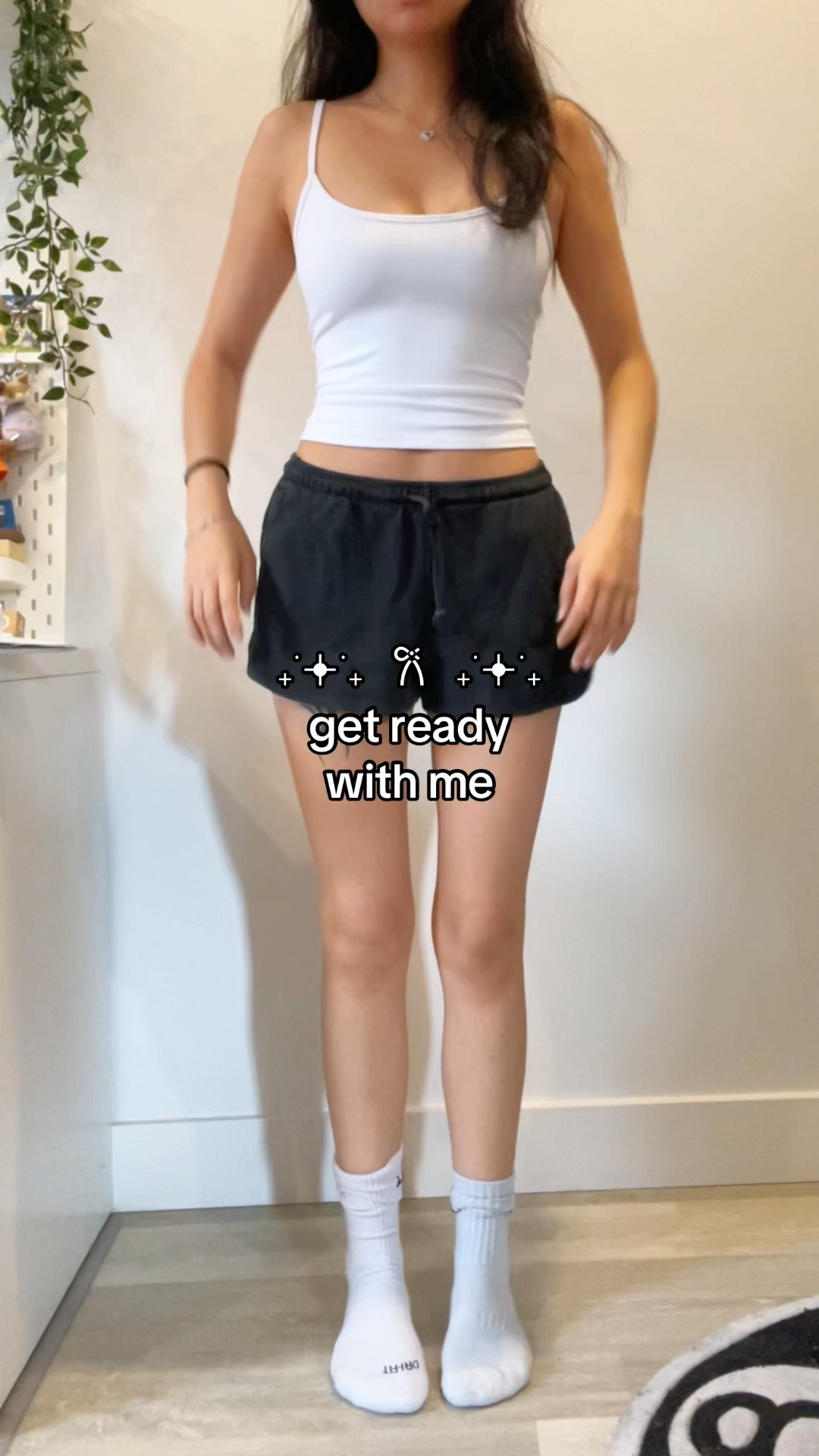 jeans from motel rocks! (low rise roomy jeans in vintage bleach)
