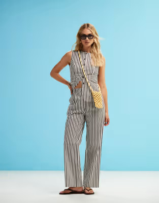 4th & Reckless tailored straight leg trousers co-ord in brown stripe | ASOS (Global)