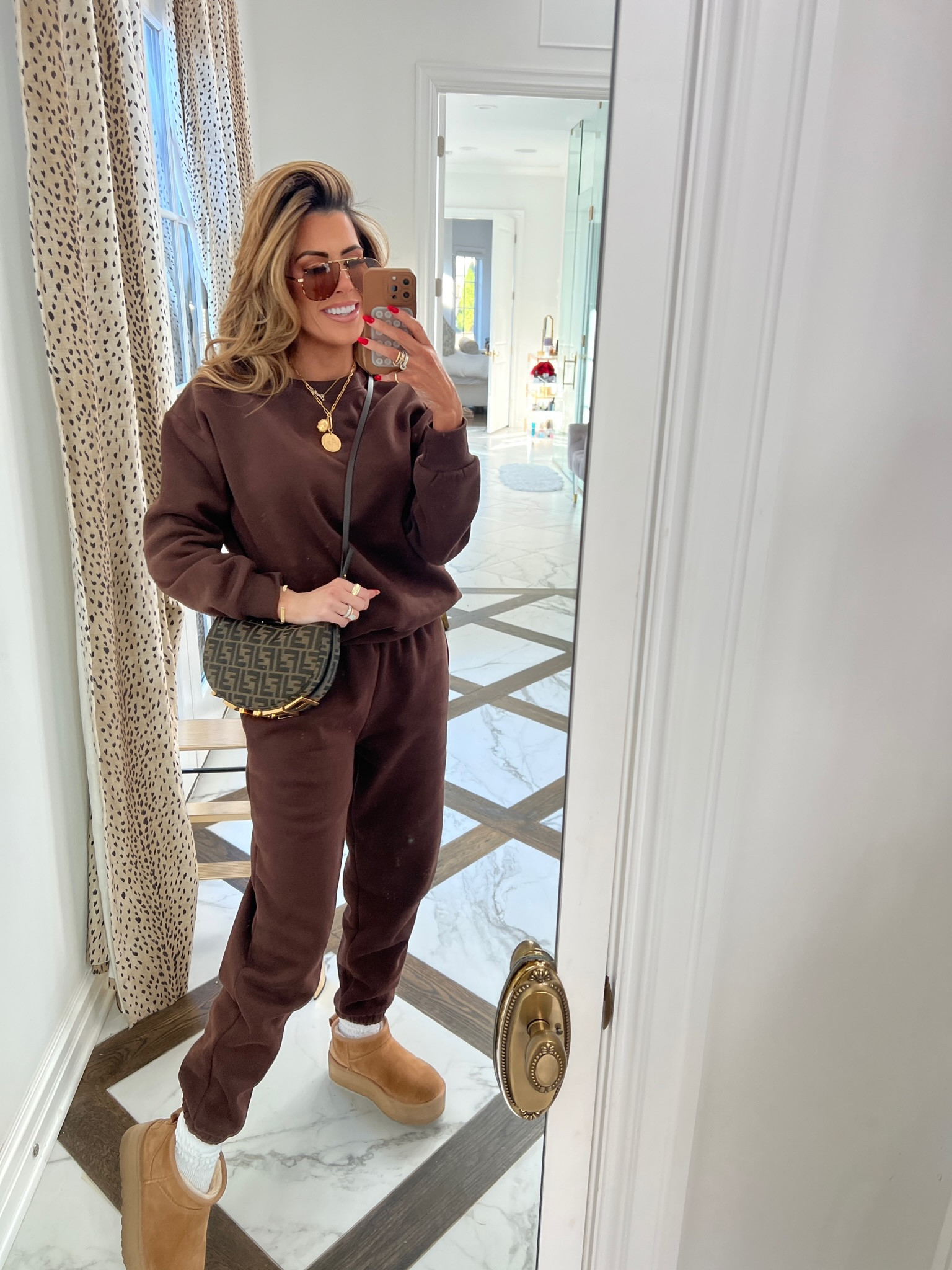 Wearing a size small! 

Loungewear, Amazon set, matching set, Ugg boots, fall fashion, winter fashion, joggers, women’s matching set, Emily
Ann Gemma 

#LTKstyletip