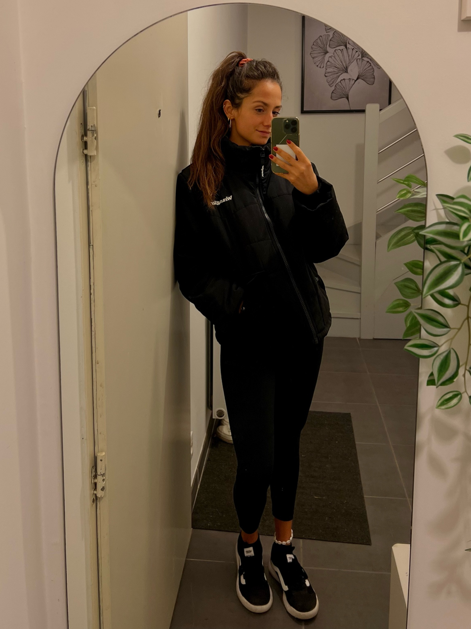 Activewear everydays ! #legging #vans #comfy #activewear #winter

#LTKshoecrush #LTKCyberWeek #LTKCyberSaleES