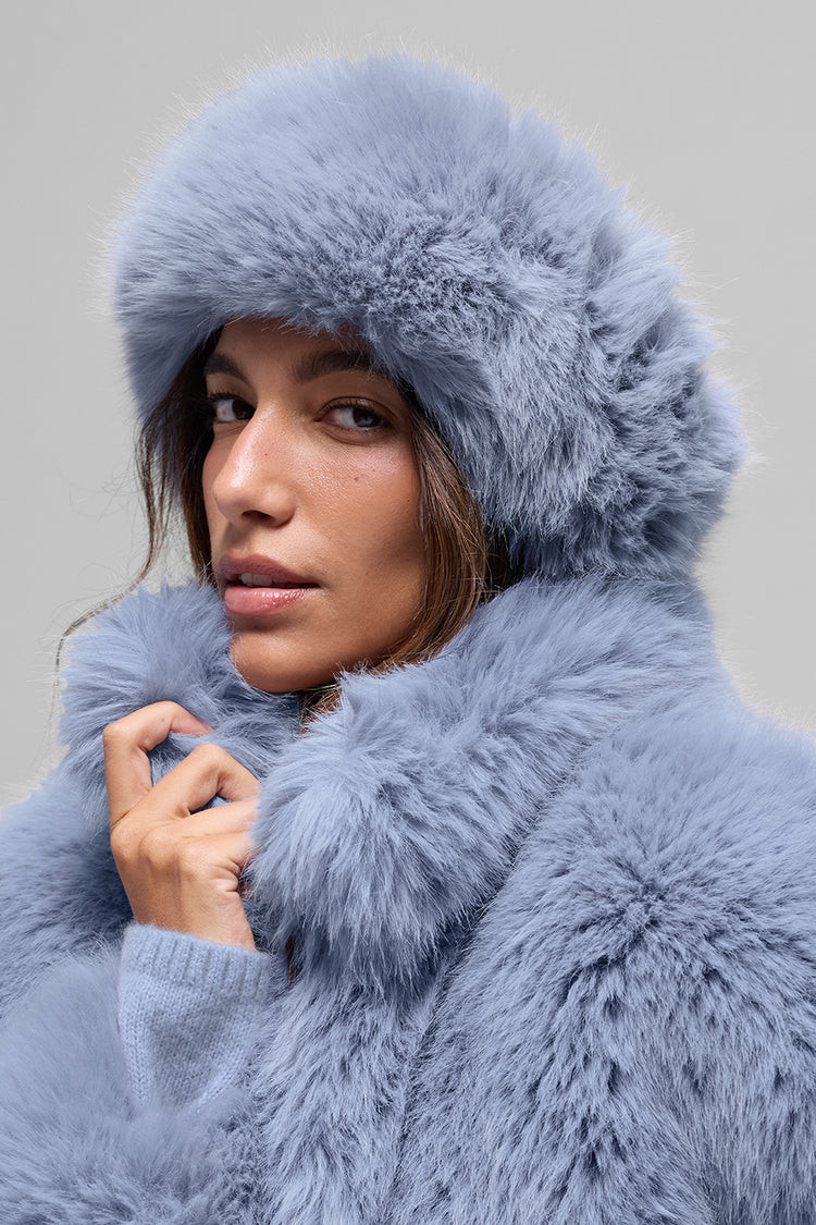 Opulent Faux Fur Wintersun Headband - Winter Frost | Alo Yoga (US)