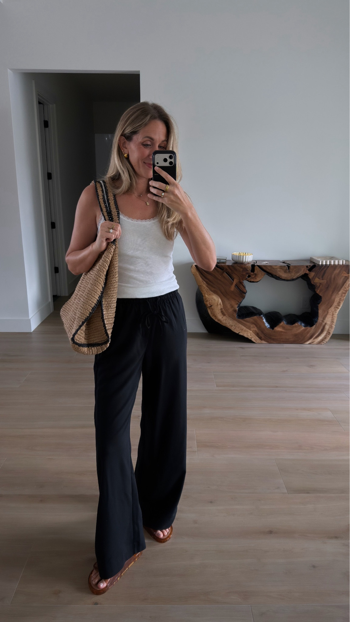 Aritzia dupe pants 

#LTKSpringSale #LTKU #LTKootd