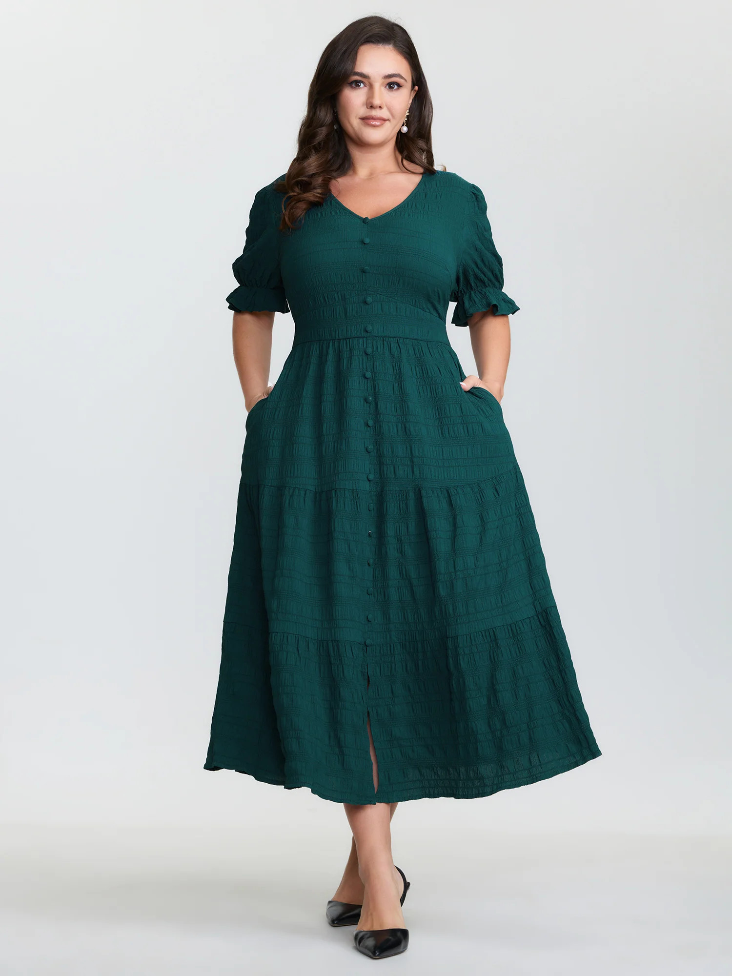 Textured Triangular Cinched-Waist Tiered Maxi Dress | Bloomchic