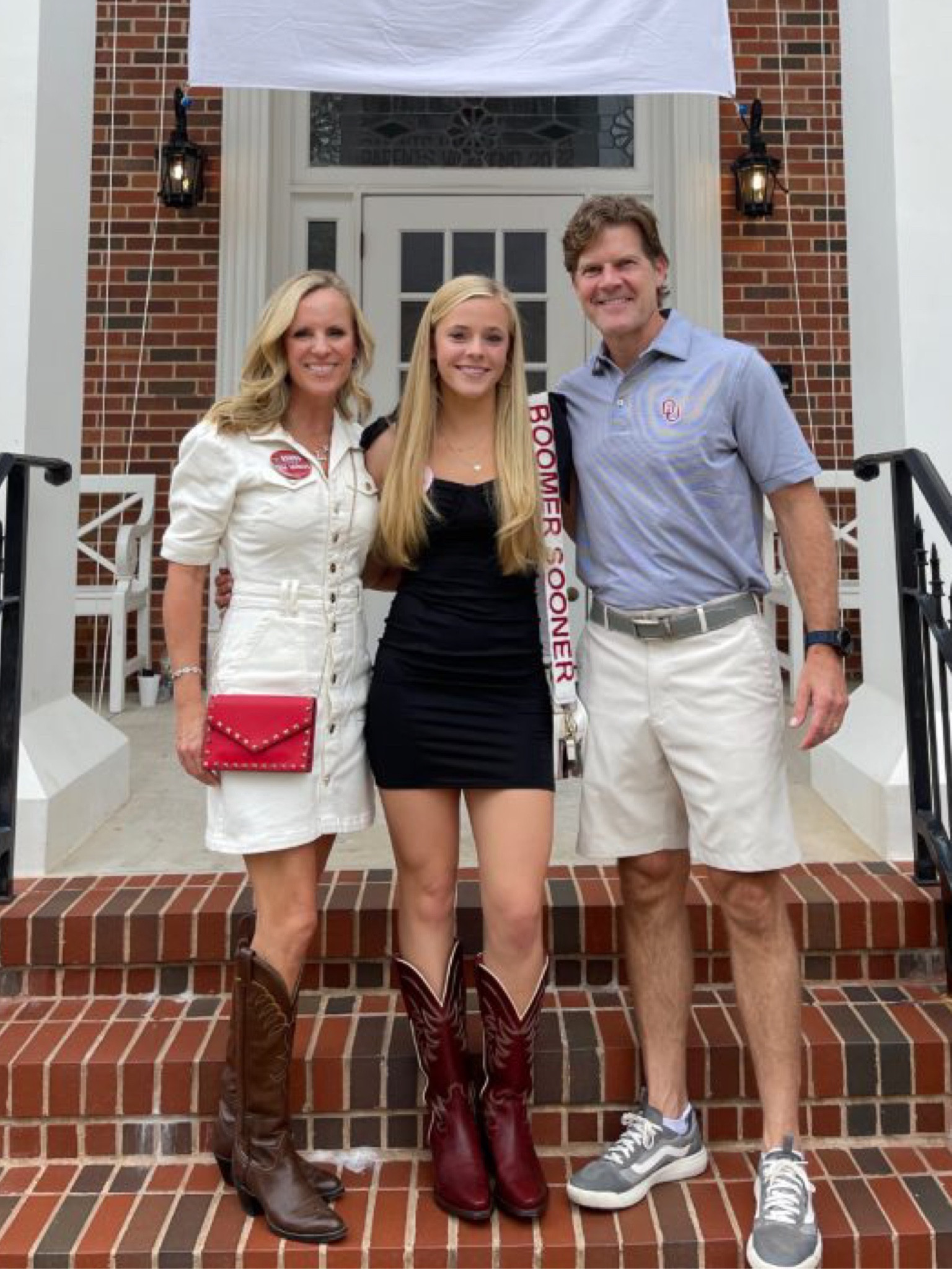 Whether your team colors are green and gold (Sic 'em, Bears!) or Crimson and Cream (Boomer!) or other color combo, I’ve rounded up some great college game day looks for you! 


Men’s college logo polo 
College Peter Millar shirt 
Game day dress 
Game day outfit 

#LTKstyletip #LTKfindsunder100 #LTKSeasonal