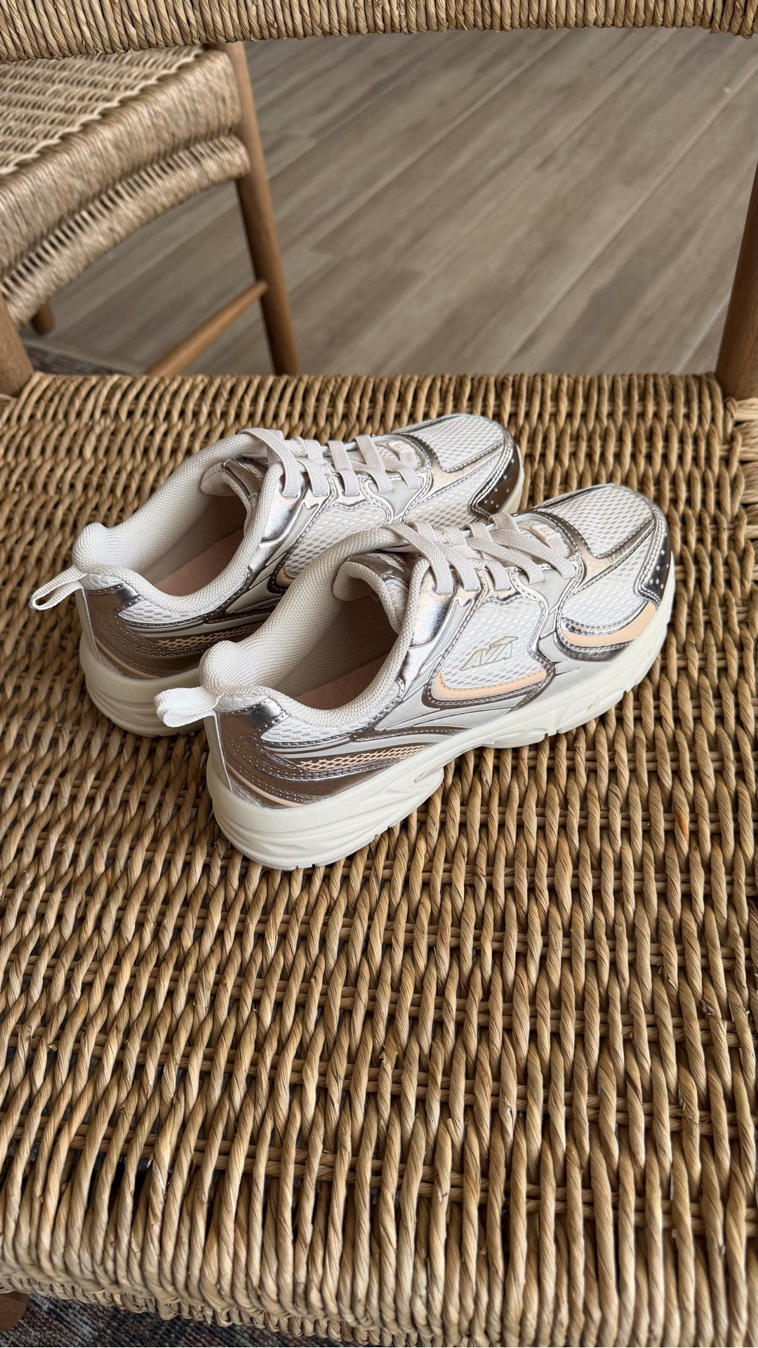 The CUTEST sneakers for kids! And only $20
Don’t need to tie laces / TTS / & SO many cute colors for girls & boys 👟 

#kidsshoes #kidssneakers #chunkysneakers #girlsshoes #lookforless #avia #walmart #walmartfind #sneaker

#LTKSaleAlert #LTKKids #LTKSeasonal