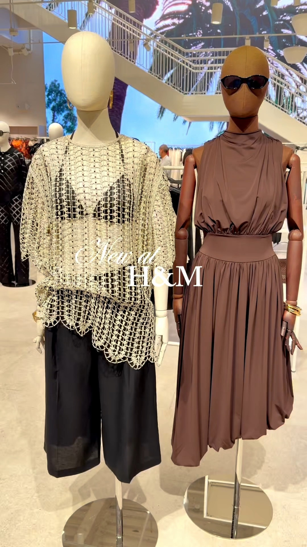 Okay #H&M loving the new drop 😍

#LTKgrwm #LTKOver40 #LTKPetite