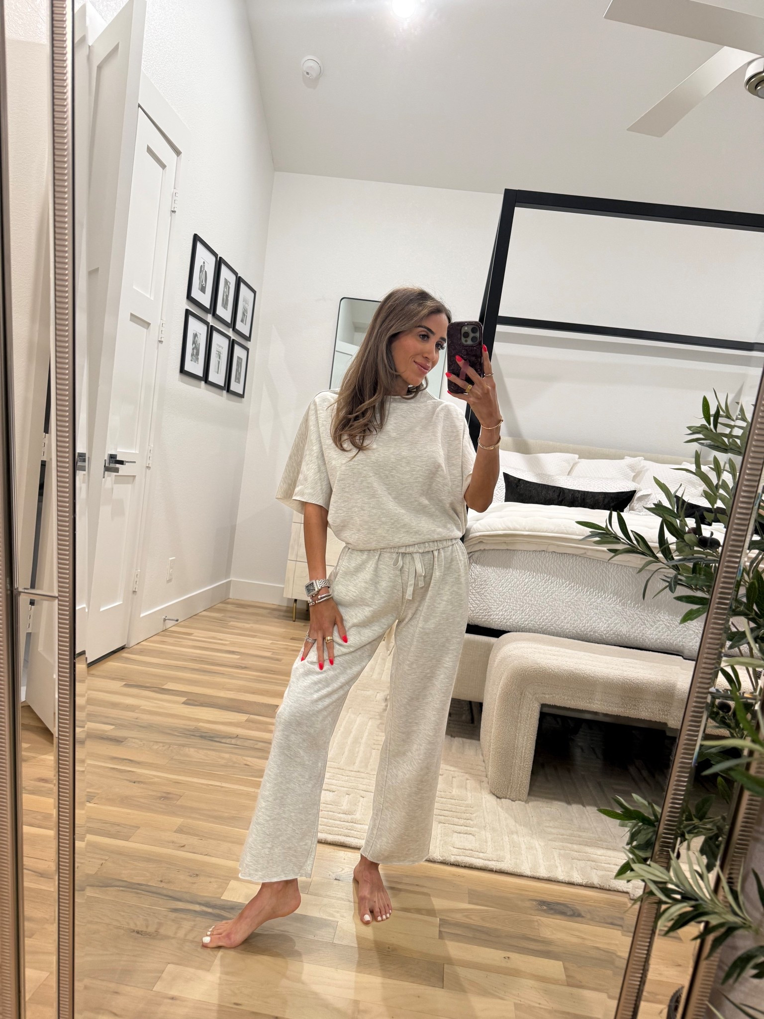 Soft matching batwing lounge set wearing smallest size 

#LTKSeasonal #LTKPetite