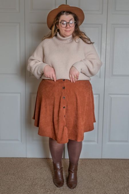 Plus size circle skirt outfit for fall

#LTKSeasonal #LTKcurves