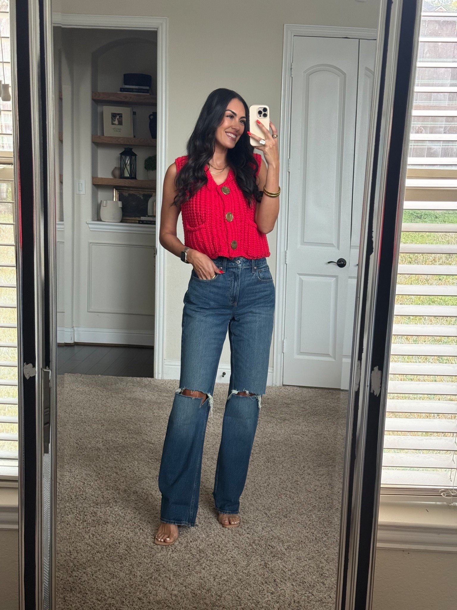 Small top
26 L jeans 