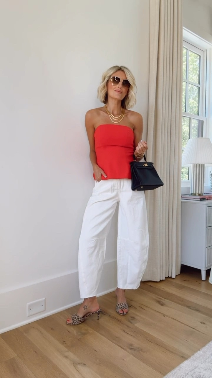 This outfit is perfect for dinner with the girls! Wearing a 2 in these jeans & S in top! 

Loverly Grey, Target, barrel jeans, white jeans, dinner outfit, date night 

#LTKSeasonal #LTKStyleTip