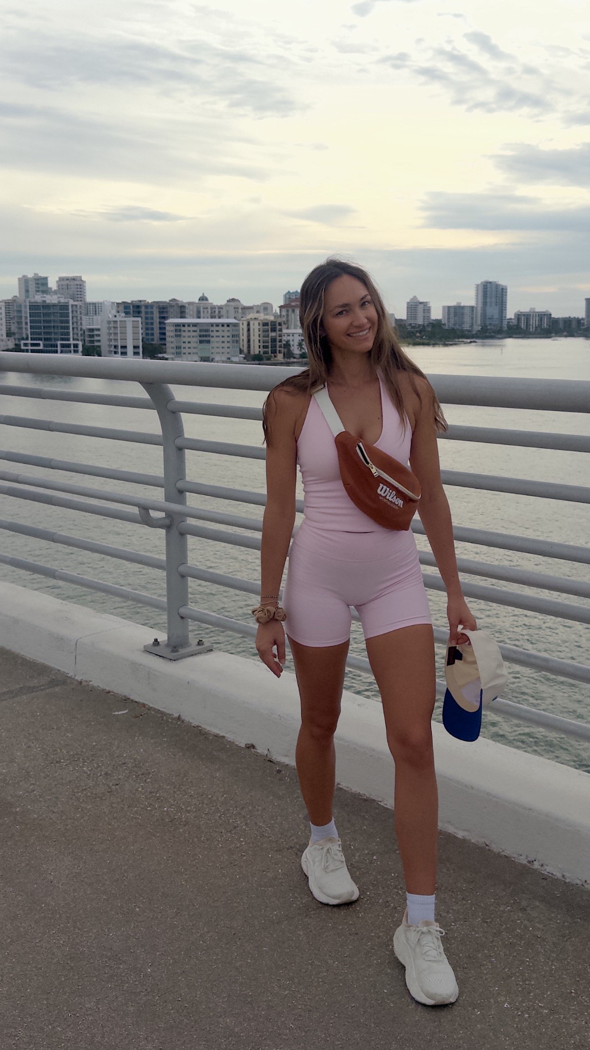 Bridge walk. Love this active set 

#LTKSeasonal #LTKActive #LTKFindsUnder100