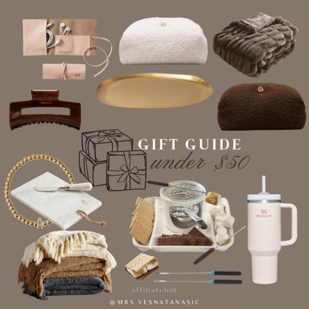 Gift Guide under $50! Gift ideas for everyone under $50! I would love to receive all of these gifts too! 

Gift guide, Gift ideas, gifts under $50, gift guide for her, gift guide for him, gifts for hostess, hostess gifts, hostess gift guide, 


#LTKHoliday #LTKGiftGuide #LTKfindsunder50