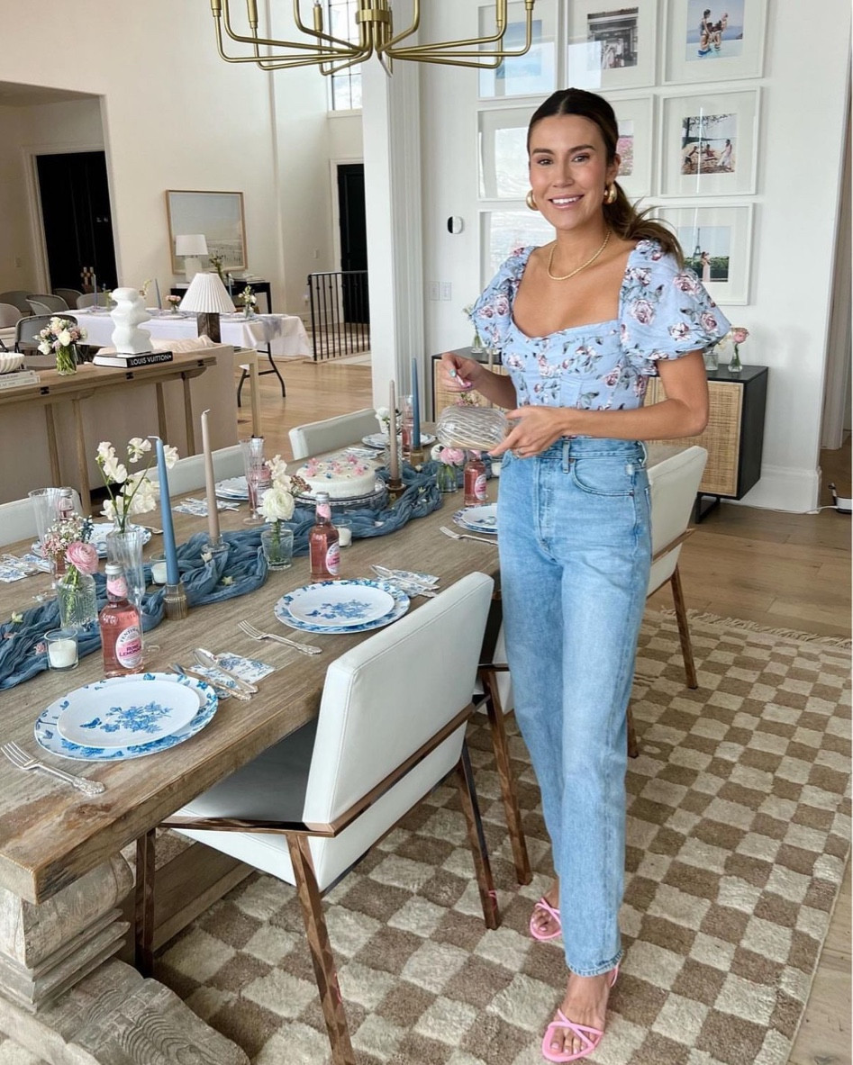 My checkerboard kitchen rug is on sale - 20% off this weekend! This rug hardly ever goes on sale so now is the time to buy 🤩

Home decor; kitchen decor; kitchen rug; area rug; neutral rug; checkerboard rug; lulu and Georgia; Christine Andrew 

#LTKhome #LTKsalealert