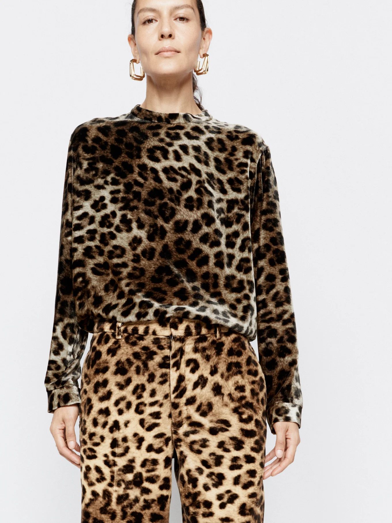 Long-sleeve leopard velvet T-shirt | Raey | Matches (UK)