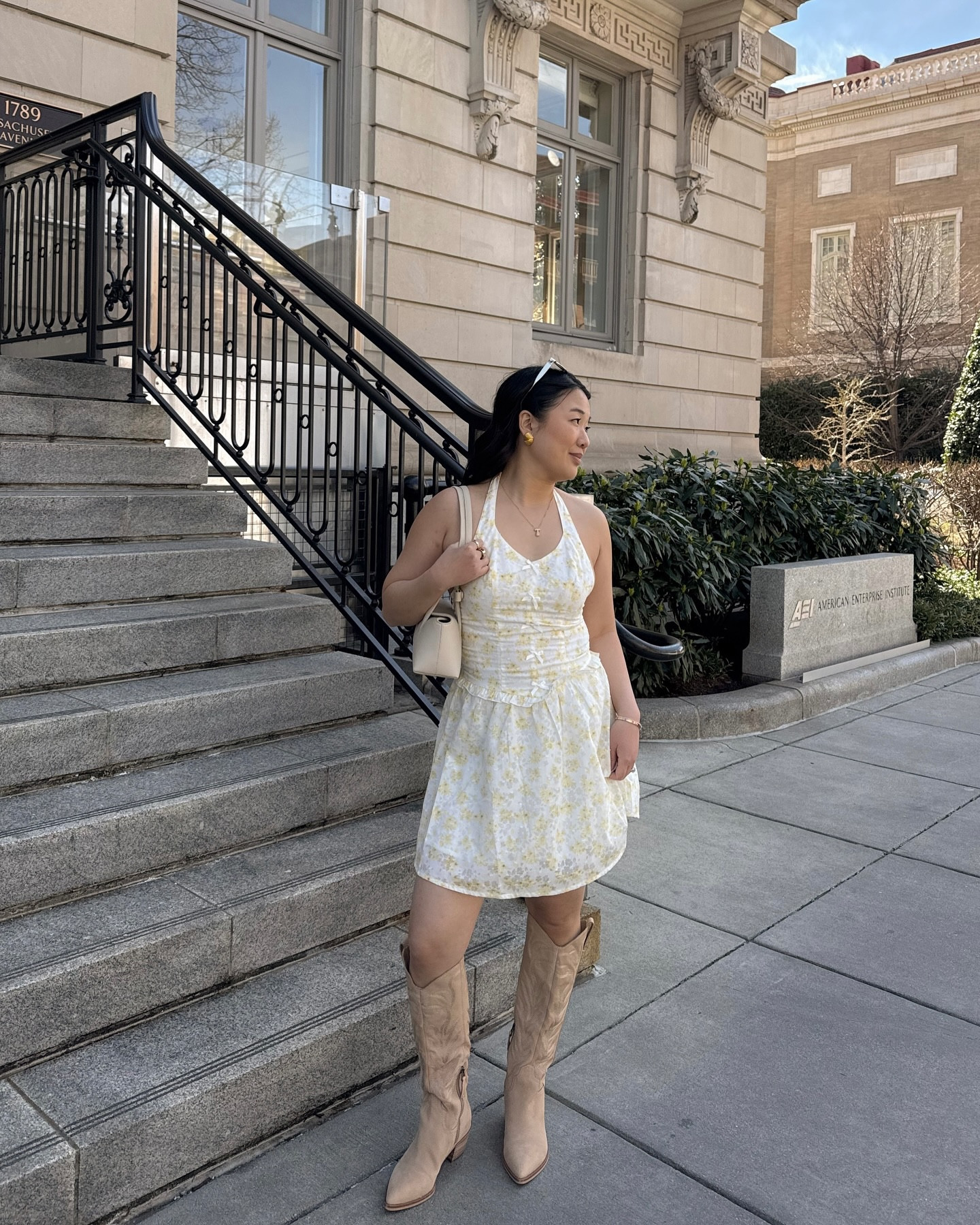 Bring on all the floral spring dresses 🌼💛
.
.
.
.
.
.
.
.
spring fashion. spring outfits. spring outfit ideas. minimal style. floral dresses. butter yellow. ootd. outfit inspo. cowboy boots. western aesthetic. pinterest outfits. pinterest aesthetics. just girly things. pose ideas. 
#springdress #springfashion #butteryellow