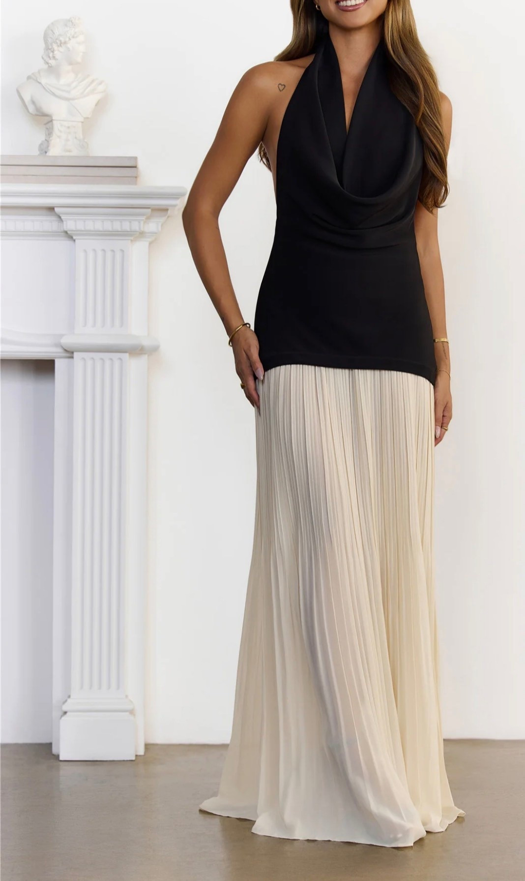 Hello Molly Long dress
Size S