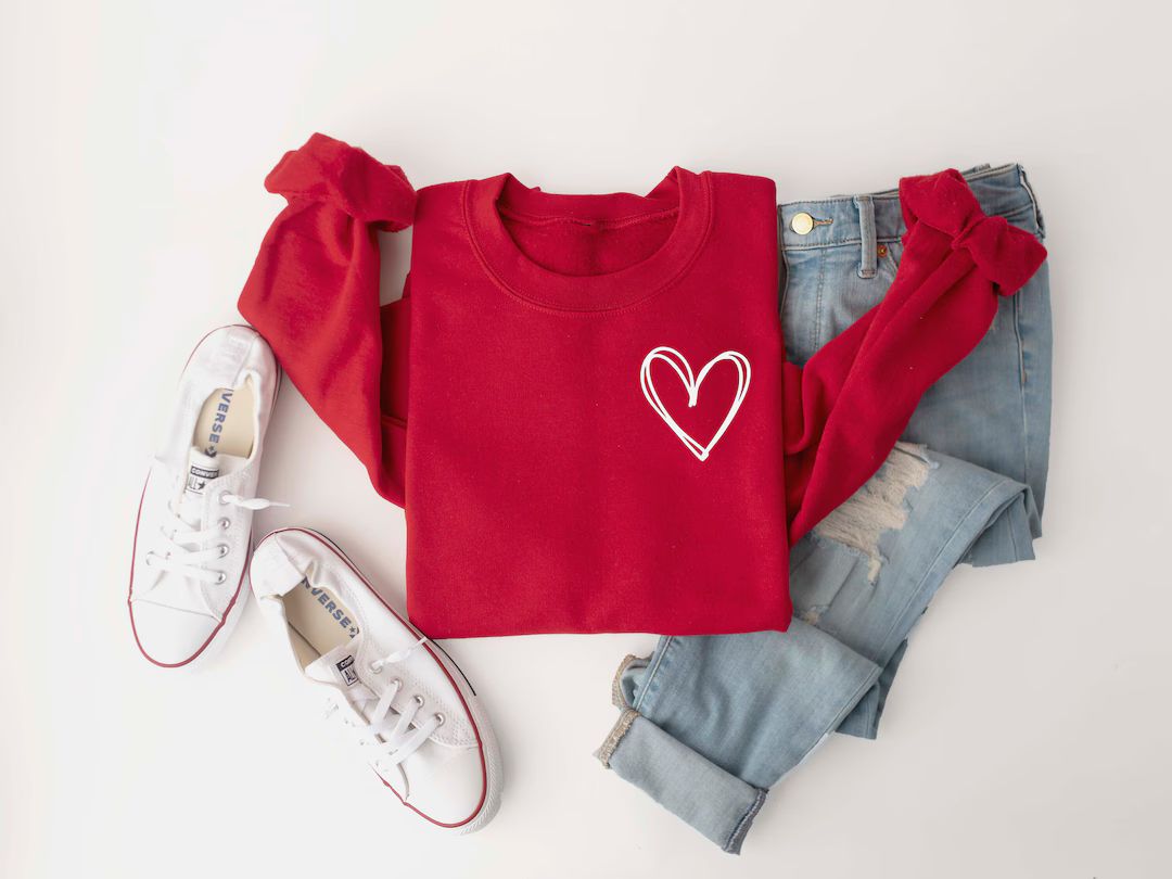 Heart Crewneck Sweatshirt,valentine's Sweatshirt Love Heart Sweatshirt Heart Arm Patches Cute Val... | Etsy (US)
