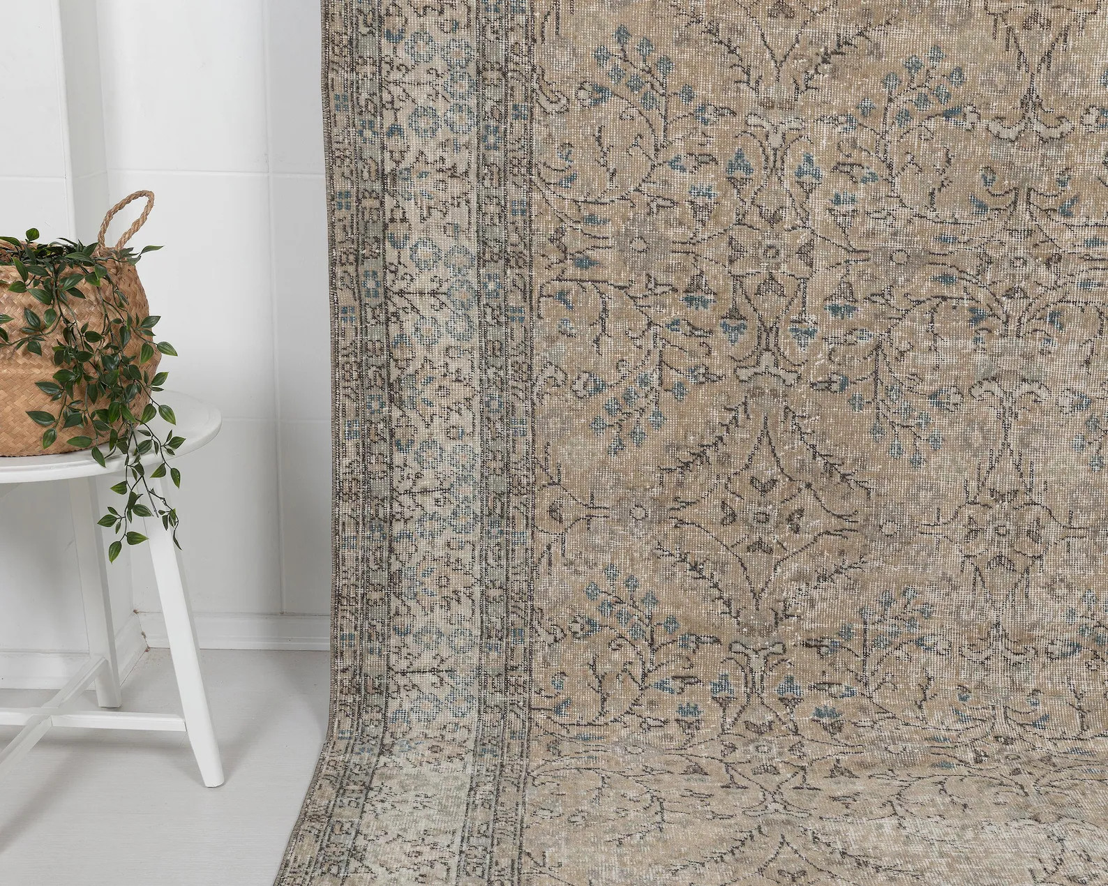 Vintage Neutral Rug 7x10 – Warm Beige Blue Scandinavian Style Carpet | Etsy (Global)