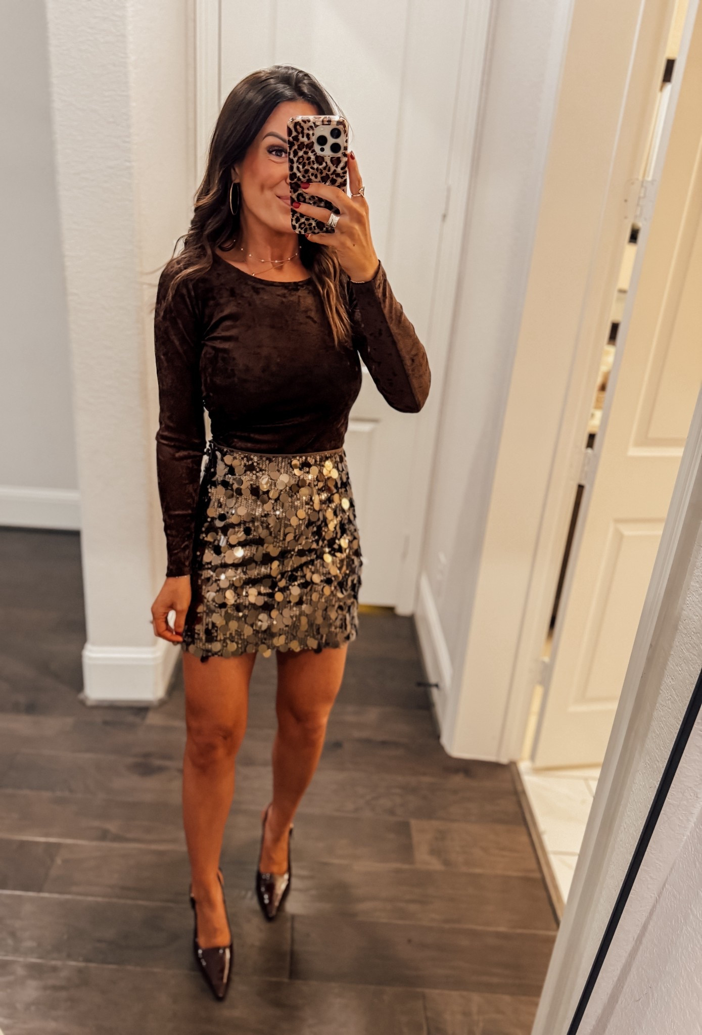 Wearing a 0 in the skirt and a XS in the long sleeve! 🫶🏼

#LTKootd #LTKmomlife #LTKHoliday