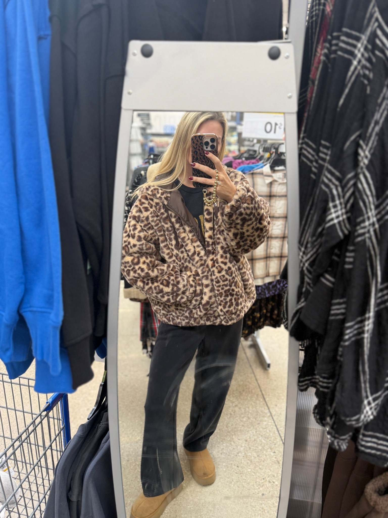 This jacket is technically plus size but i still went for it and the oversized look is soooo good! It’s the softest fur material and so trendy! And the price is right! 

#LTKgrwm #LTKPlusSize #LTKootd