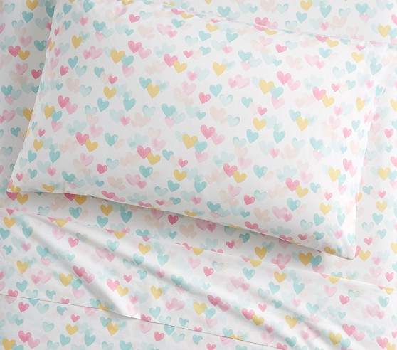 Retro Heart Organic Sheet Set & Pillowcases | Pottery Barn Kids