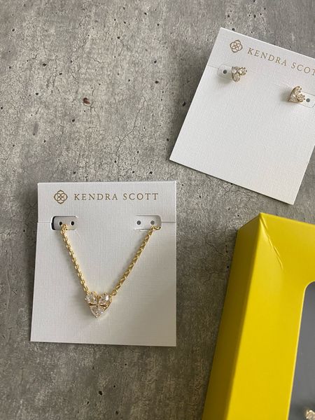 Love these heart pieces from Kendra Scott 

#LTKHoliday #LTKGiftGuide