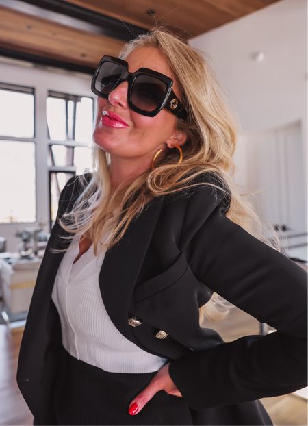Accessories are the perfect way to elevate any look! These Gucci sunglasses and Dean Davidson hoops are so chic. They’d also make for amazing gifts this holiday season. 

~Erin xo

#LTKHoliday #LTKworkwear #LTKstyletip