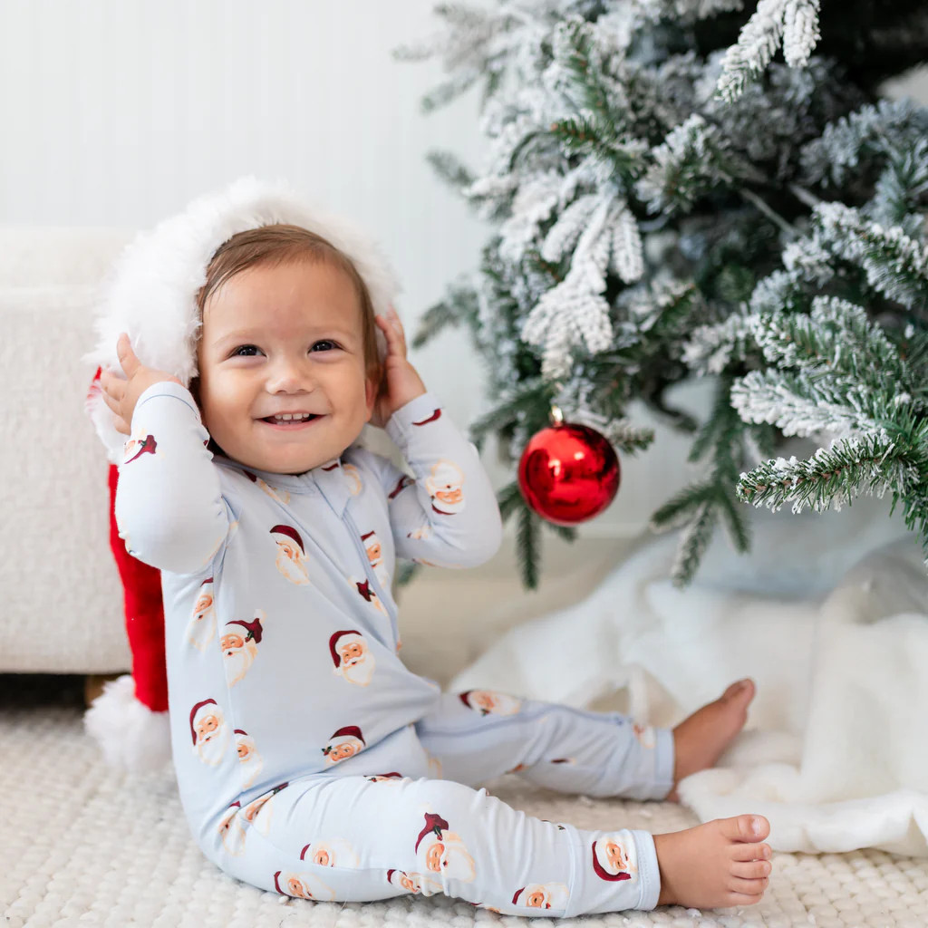 Zippered Romper in Vintage Santa | Kyte Baby