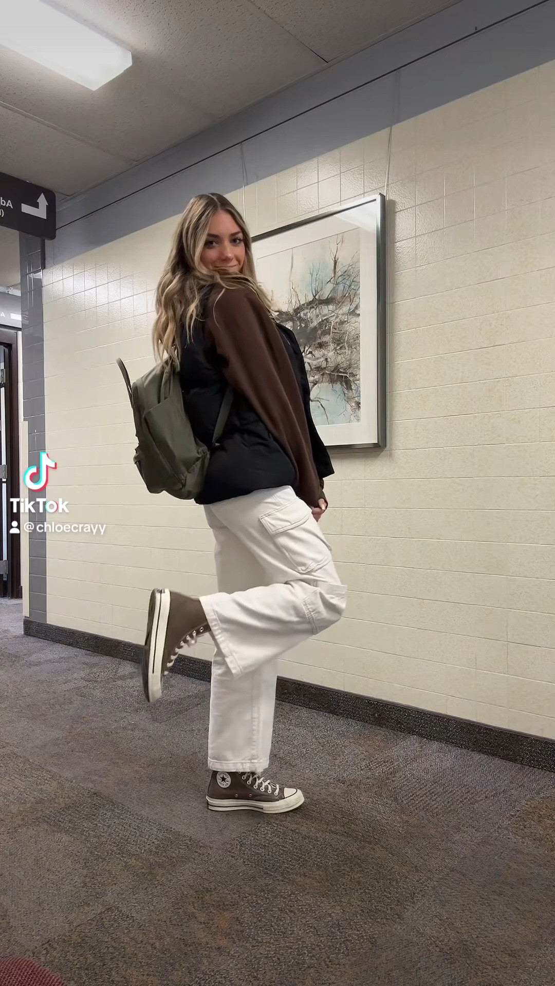 my favorite comfy fit of all time 🐻🤎

#LTKfindsunder100 #LTKSeasonal #LTKVideo