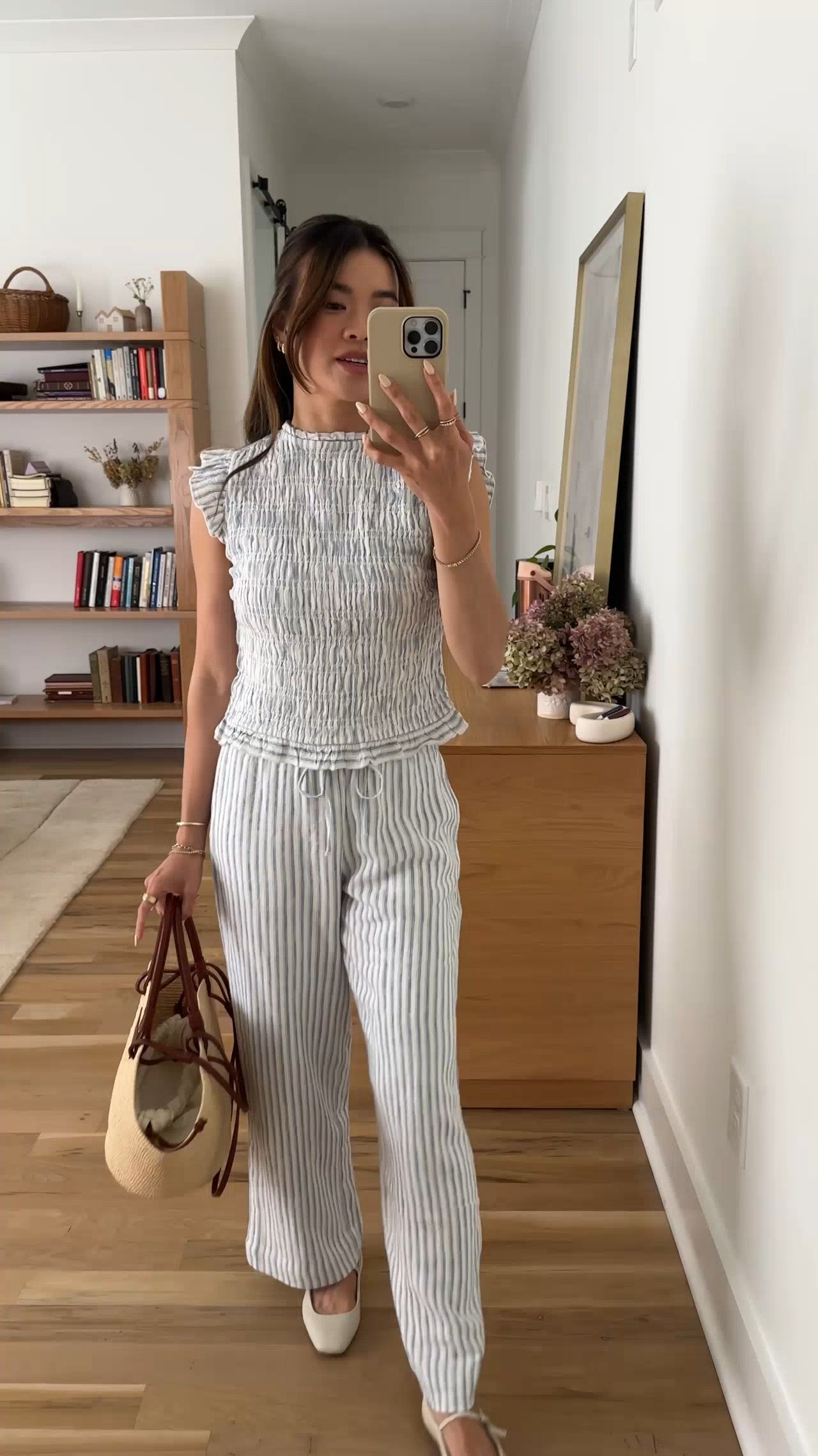 Sizing info:
•Top size XS
•Pants size XXS short 


petite fashion, get dressed with me, outfit inspiration, ootd, nashville outfit, Nashville influencer, petite style, vacation style, casual outfits, mom style, petite pants, spring outfits, spring outfit info, spring pants, spring outfit idea, spring top, spring bag, spring shoes,  
@abercrombie 
 

#LTKmomlife #LTKPetite #LTKootd