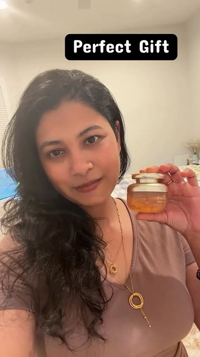 Obsessed with @rarebeauty Vanilla Caramel Perfume ♥️

Shop at @amazon :
Rare Beauty Vanilla - https://amzn.to/3Ve66lP
with Pear and Gardenia - https://amzn.to/3TvOD7S
Gift Set - https://amzn.to/4jvdbbB

Shop At @sephora storefront - https://sephora.com/creators/justchillwithpam/posts/jb20zh64Qpz