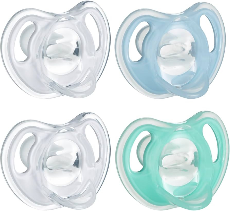 Tommee Tippee Ultra-Light Silicone Pacifier, Symmetrical One-Piece Design, BPA-Free Silicone Bink... | Amazon (US)