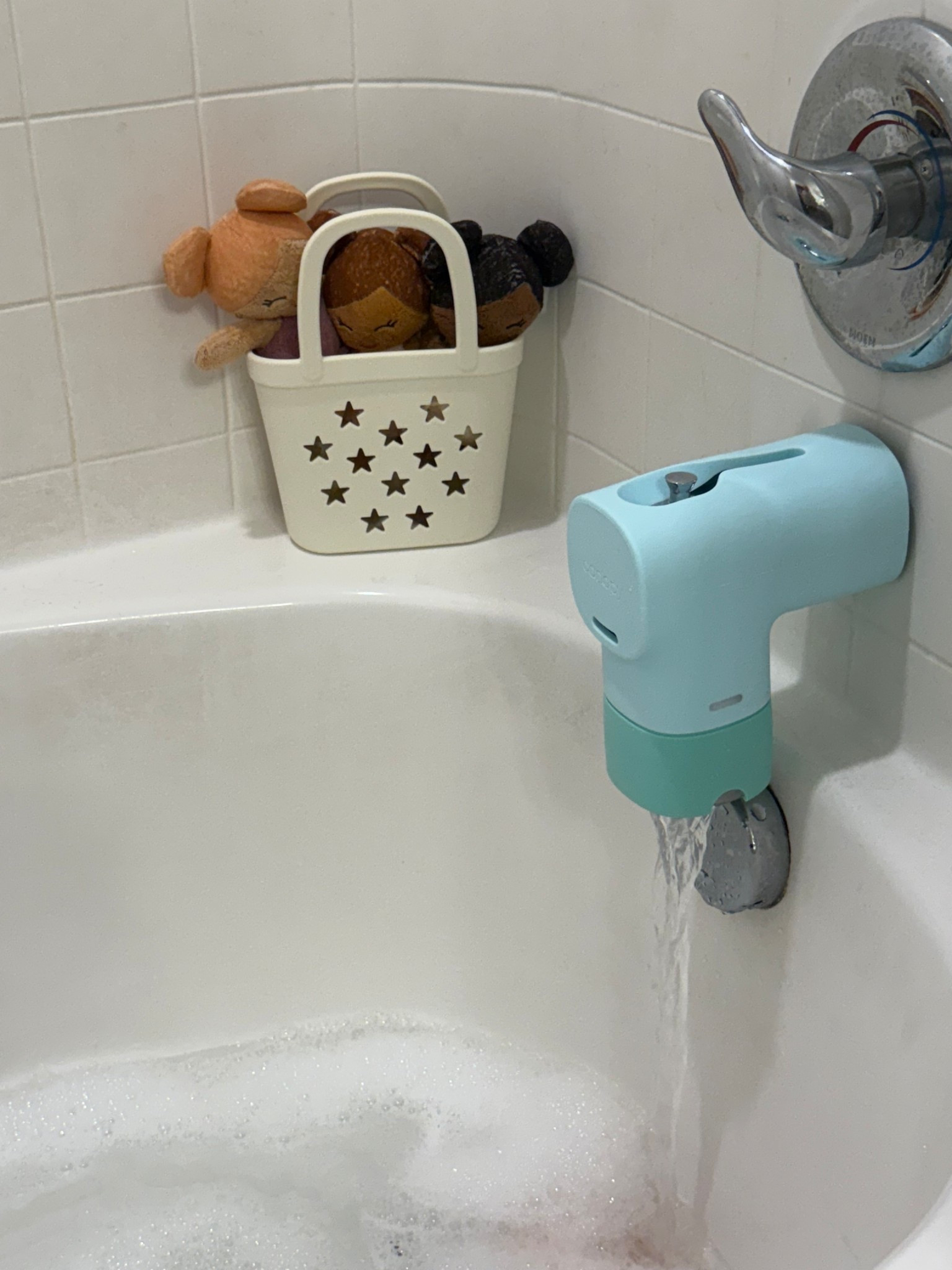 Softer water and cute toys, the perfect bath ✨ this bath filter is so perfect for winter and dry skin. 

#LTKBaby #LTKKids #LTKHome