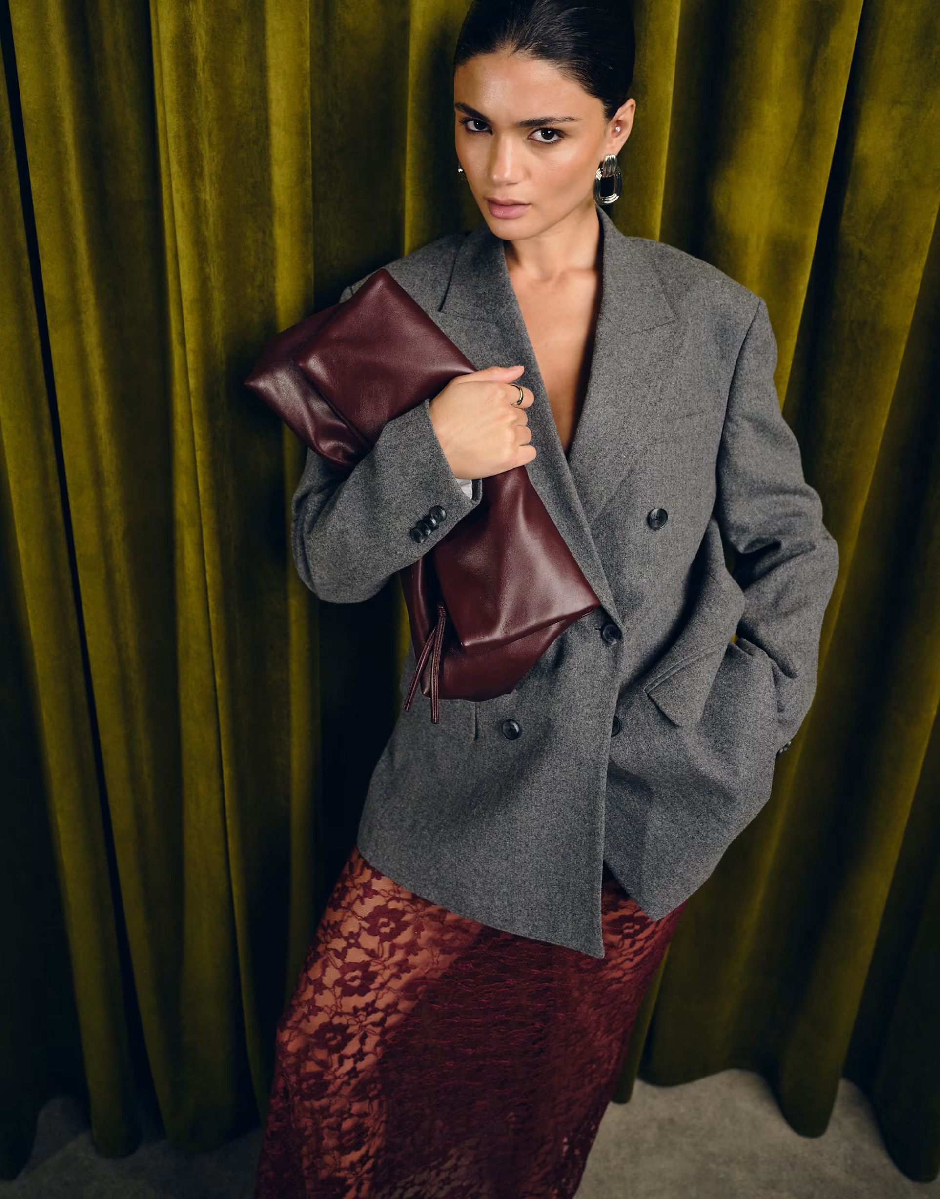 ASOS DESIGN elongated clutch bag in mulberry | ASOS | ASOS (Global)