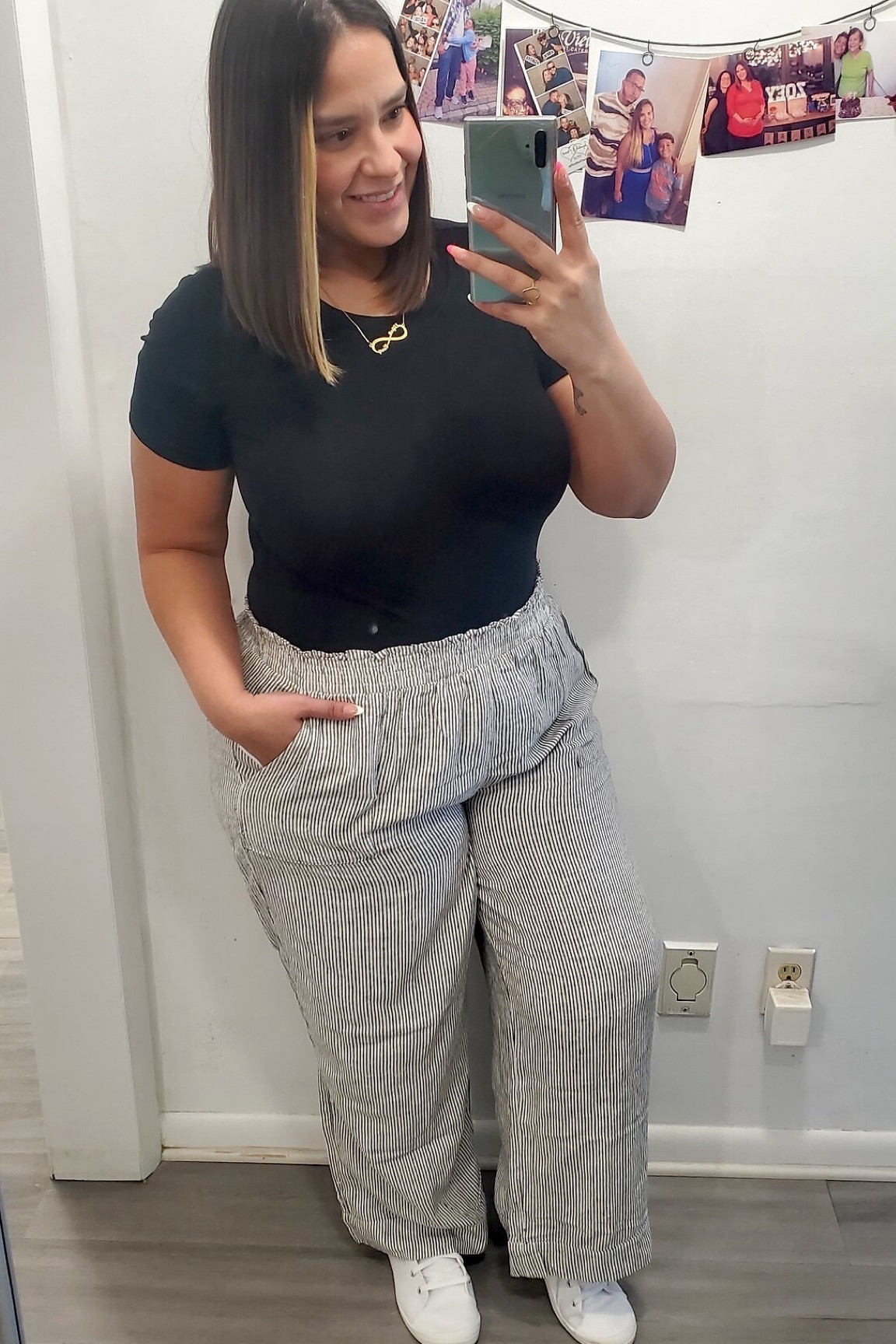 Rachel looks so good in her new bodysuit from Amazon! 😍 Her entire outfit is linked below. Plus, we’ve linked her fave pair of Celebrity Pink jeans that she wears with this bodysuit too!

#LTKunder100 #LTKFind #LTKfit