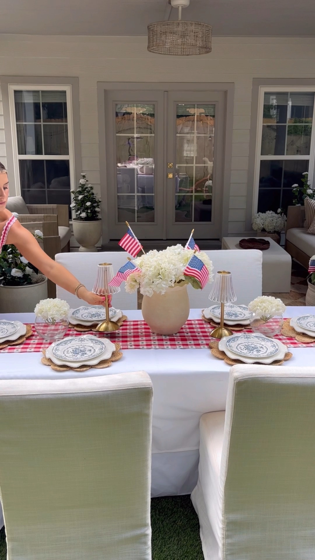 4th of July table setting ❤️🇺🇸

#LTKSeasonal #LTKParties #LTKHome